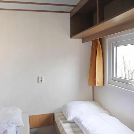 Holiday home Holiday Wiringherlant.22
